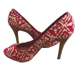 Ladies Christian Siriano Pink and White Heels